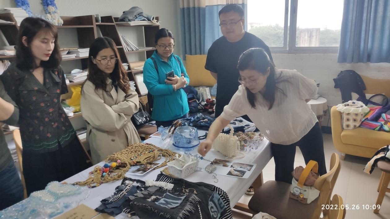 湖南省大学生服装设计大赛湖南工程学院初赛圆满举行-湖南工程学院-纺织服装学院